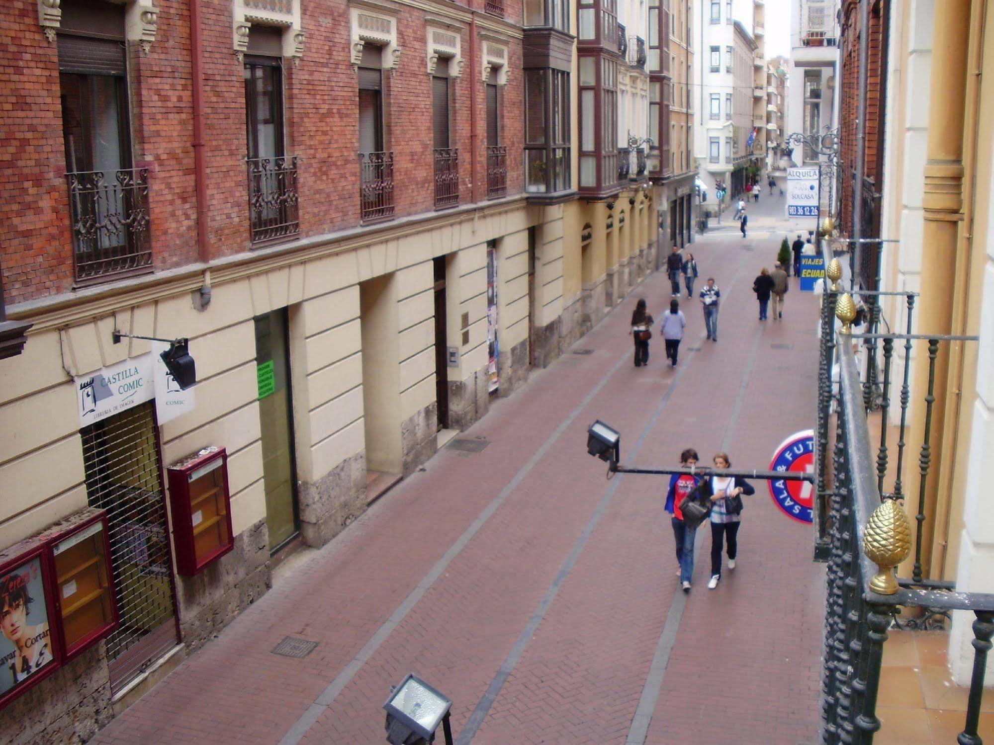Apartamentos Boutique Catedral Valladolid Esterno foto